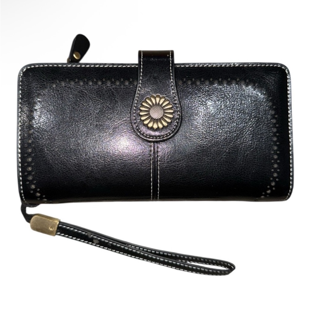 SENDEFN Black Leather Clutch with Wristlet